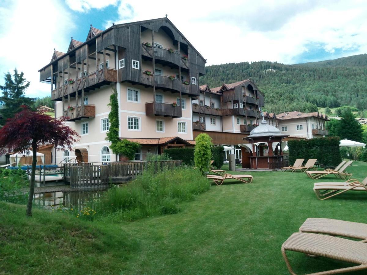 Alpen Hotel Eghel Фолгария Екстериор снимка