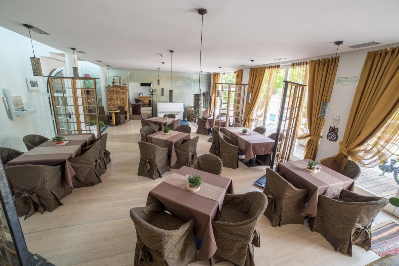 Alpen Hotel Eghel Фолгария Екстериор снимка