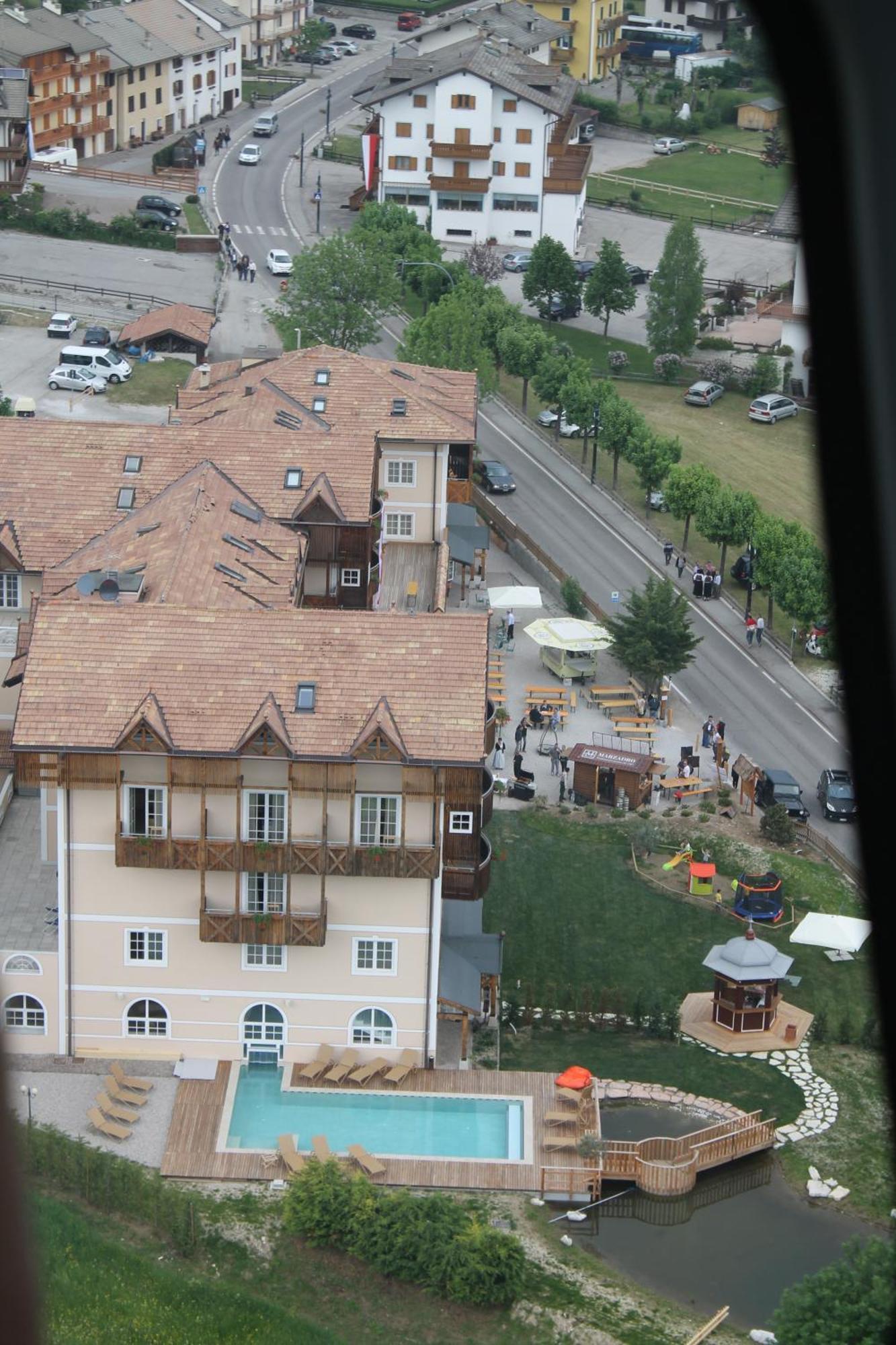Alpen Hotel Eghel Фолгария Екстериор снимка