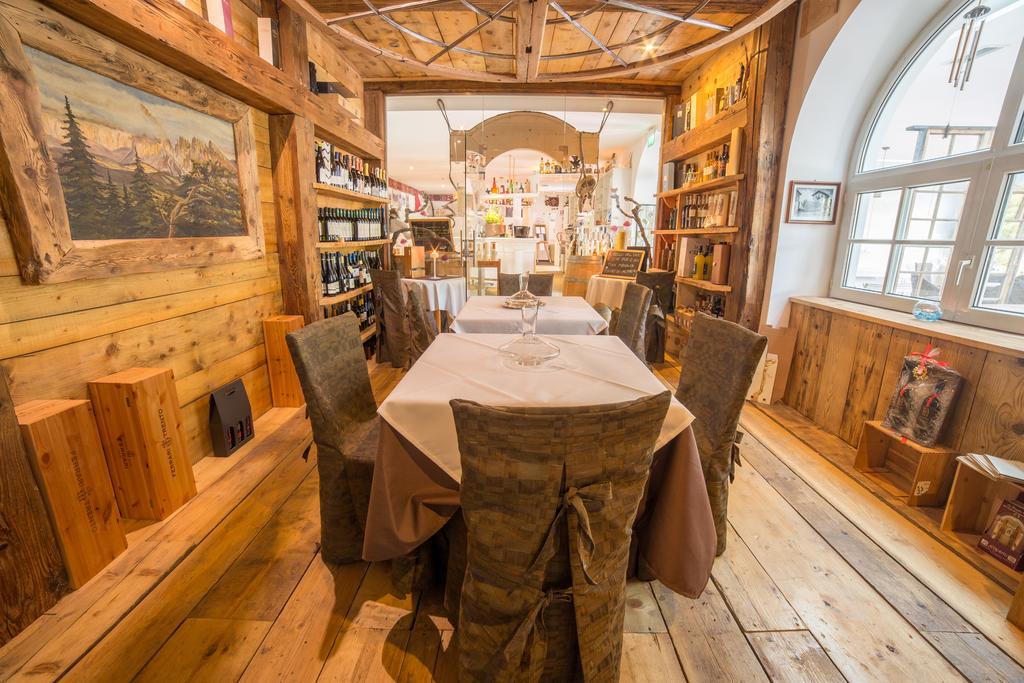 Alpen Hotel Eghel Фолгария Екстериор снимка