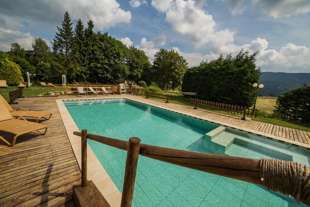 Alpen Hotel Eghel Фолгария Екстериор снимка